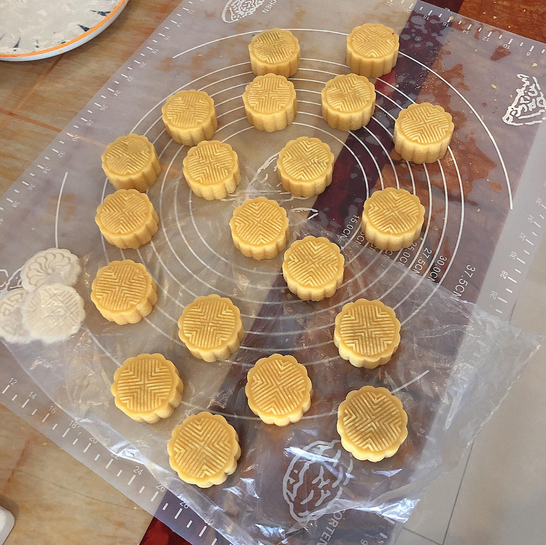 奶香绿豆糕（无豆腥味，超快手不麻烦）