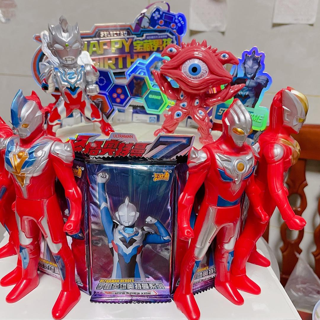 奥特曼卡片蛋糕