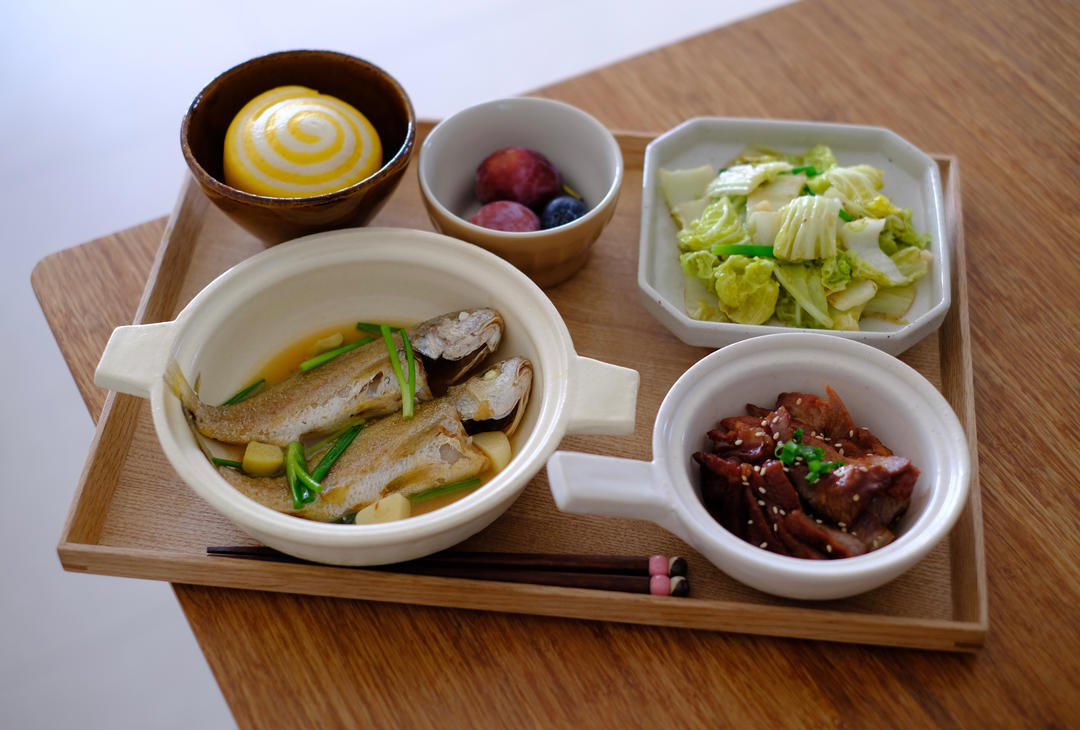 二年级小学生午餐