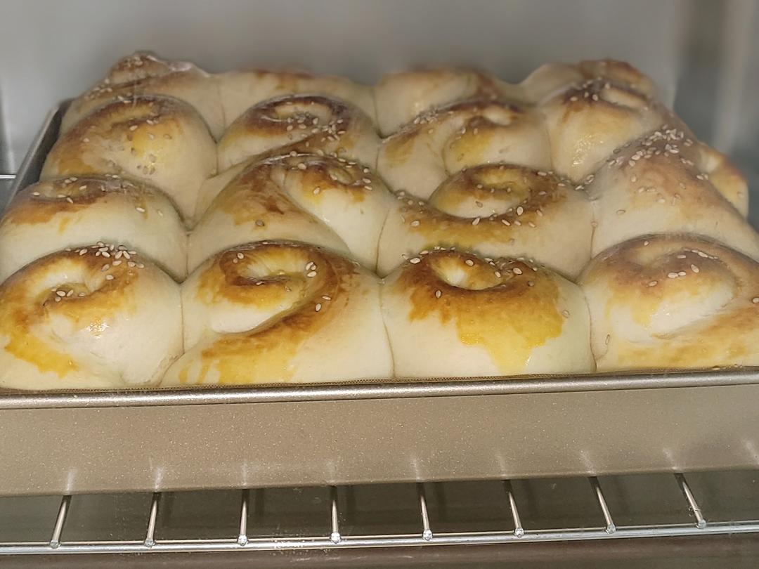 蜂蜜脆底小面包(一次发酵)