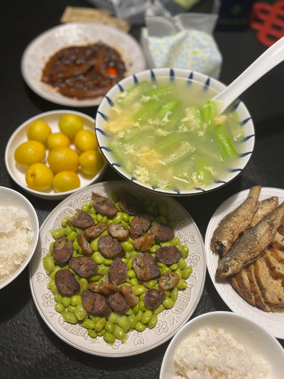 香肠蒸毛豆米（超级美味又简单）