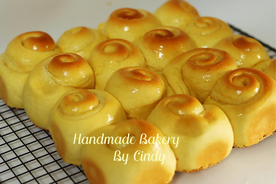 视频|复刻童年记忆|蜂蜜脆底小面包（不歪歪扭扭的整形秘密）