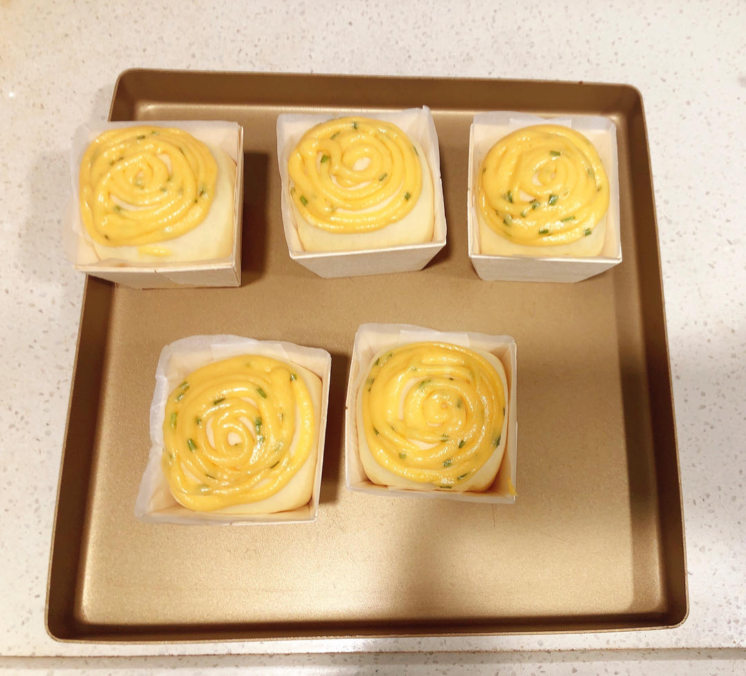 满屋飘香‼️外酥内软❗️香葱奶黄小餐包