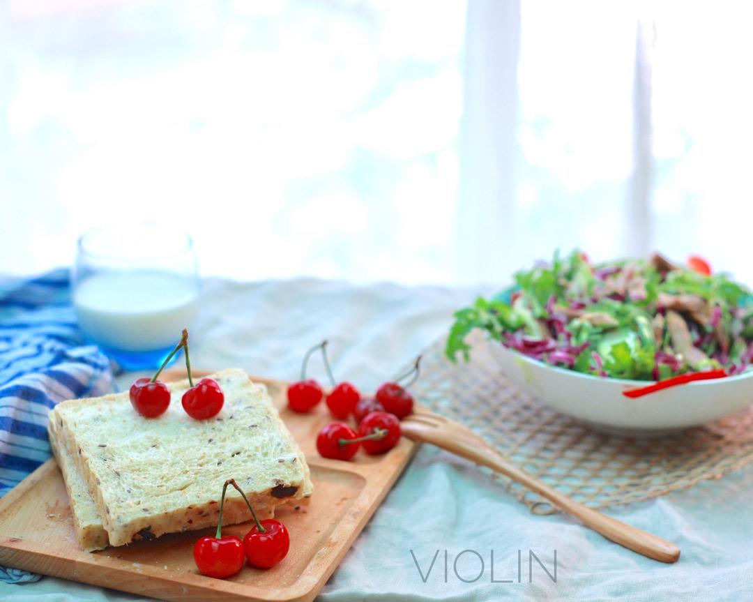 亚麻籽全麦面包