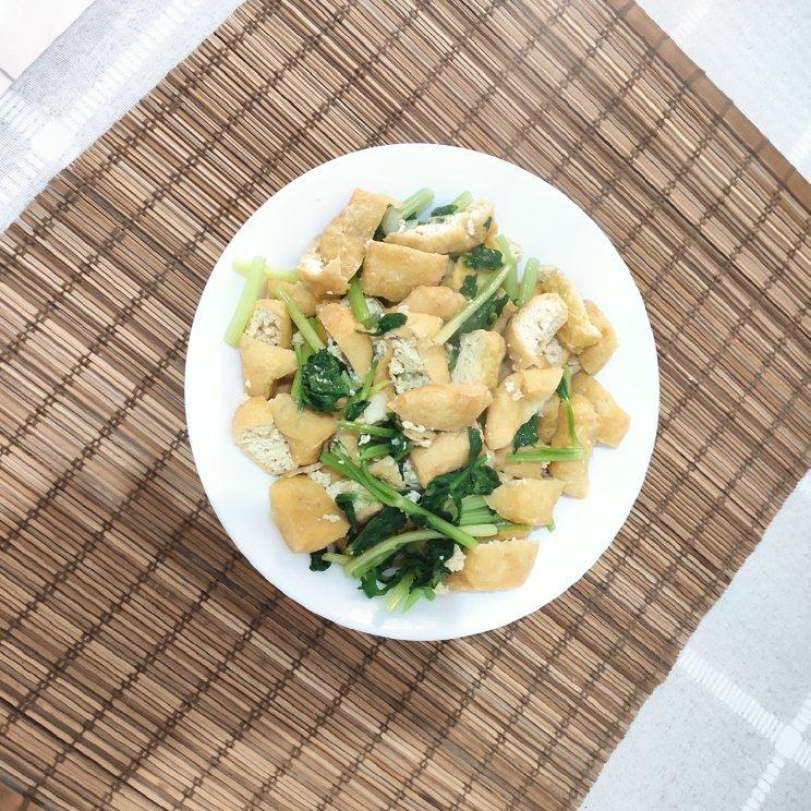 芹菜豆腐丁