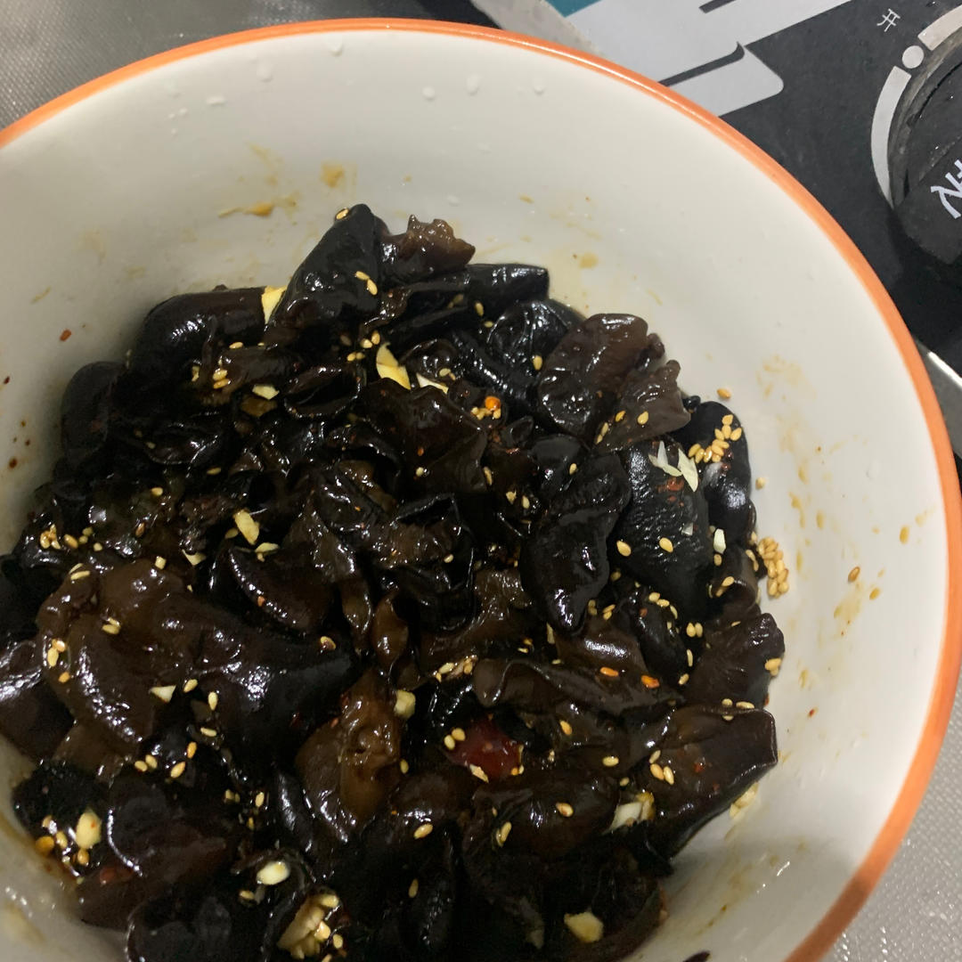 凉拌小木耳（万能酱汁）