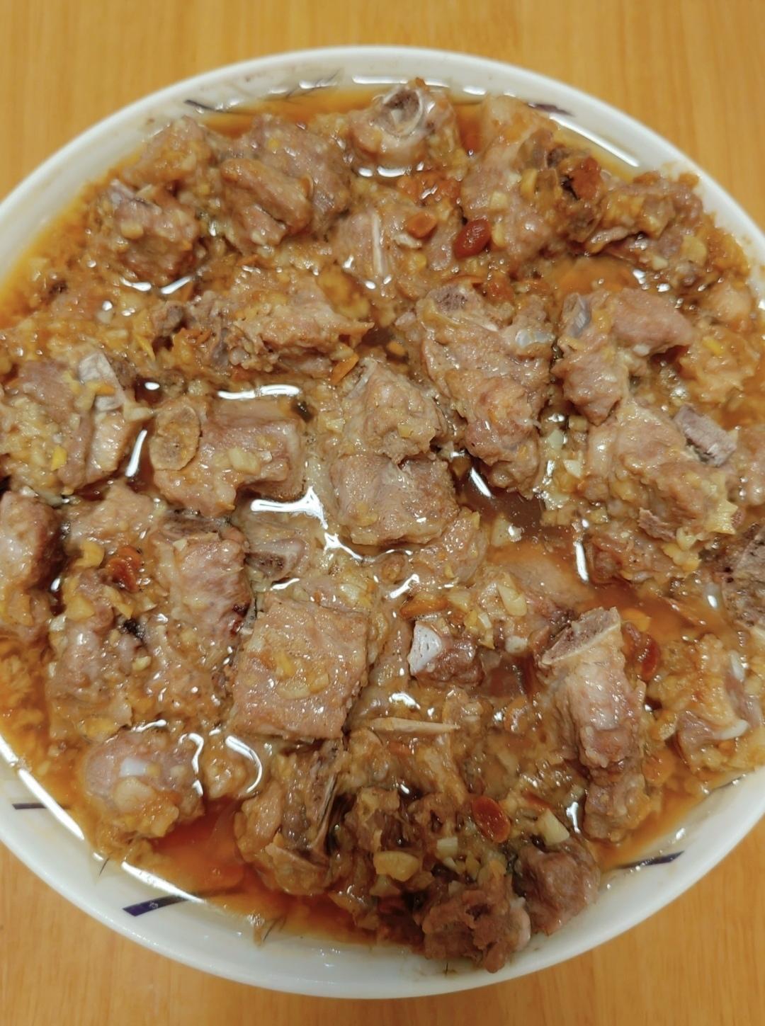 回味无穷的黄豆酱蒸排骨