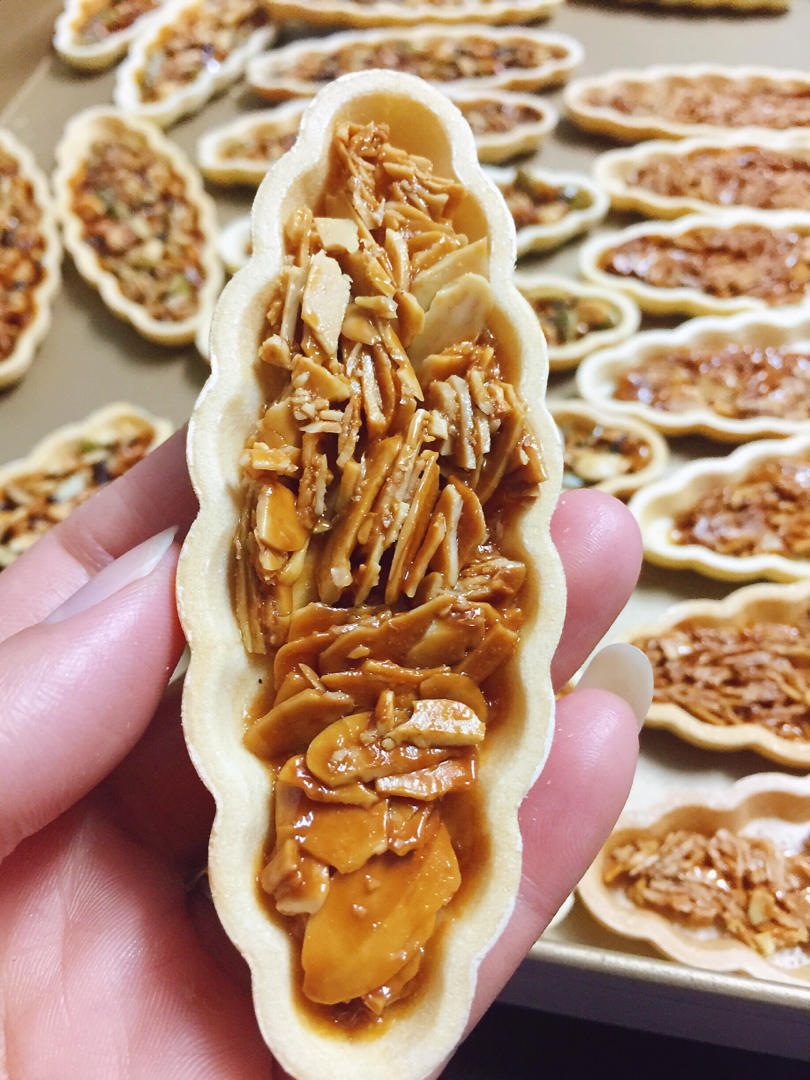 焦糖杏仁糯米船