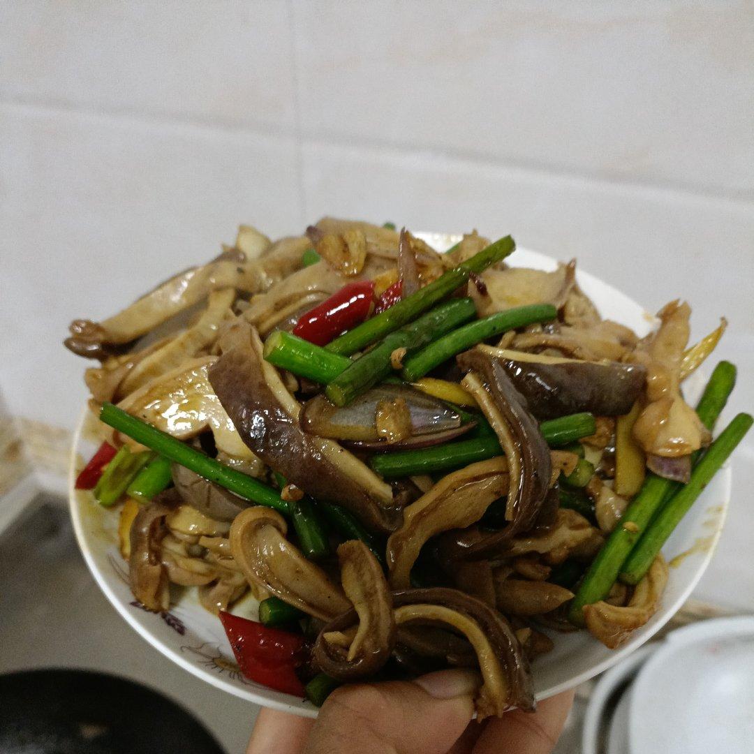 一菜二吃“米饭杀手”爆炒香辣猪肚&暖胃胡椒猪肚汤