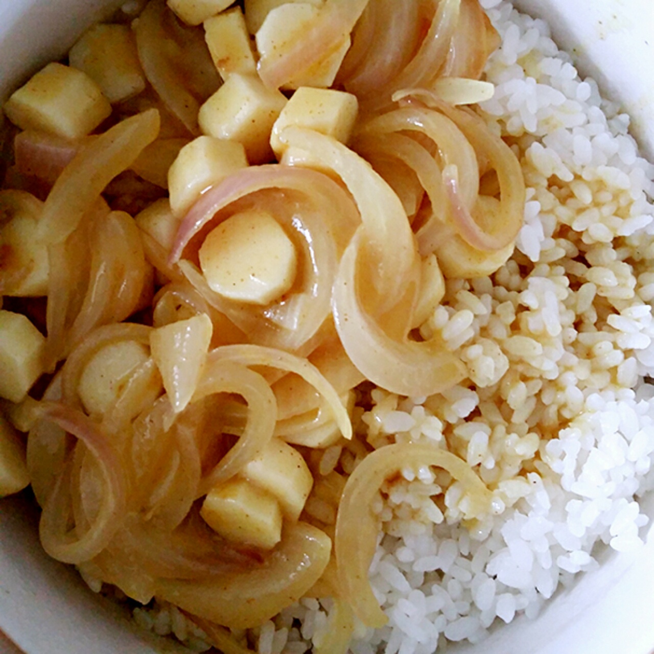 咖喱山药肉末盖饭