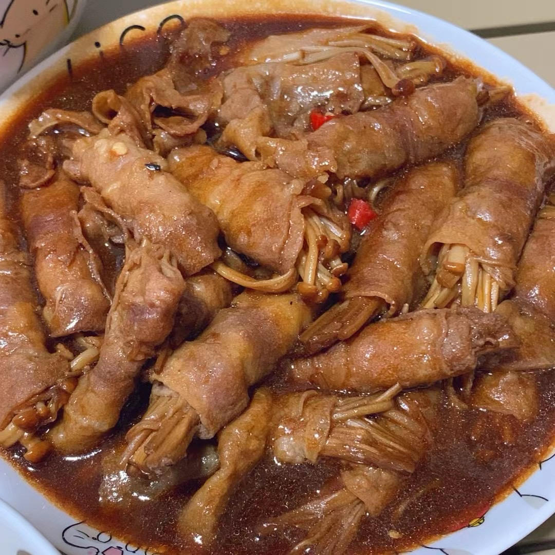 好吃到舔盘的肥牛金针菇卷