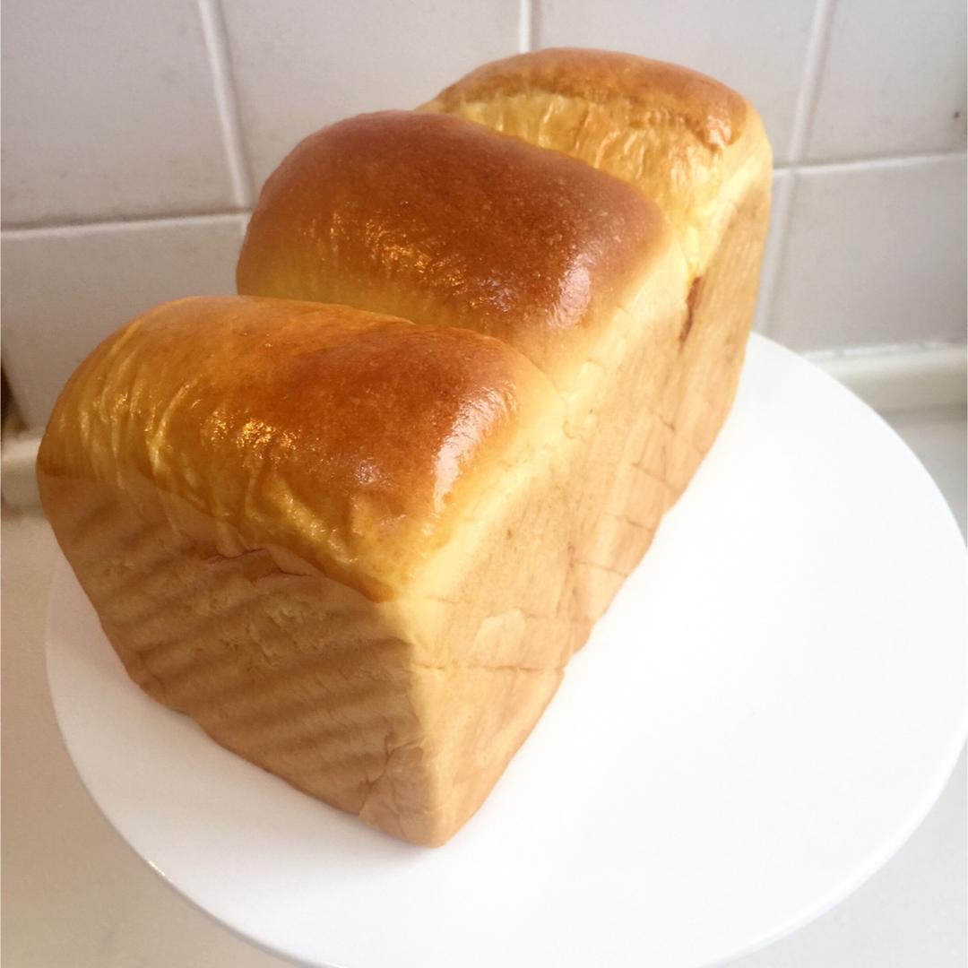 超软牛奶吐司（2个450克吐司模）