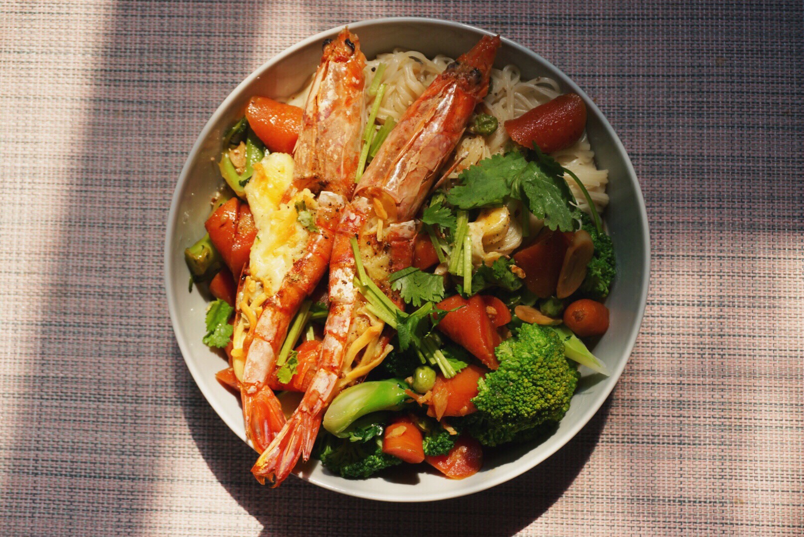 芝士烤大虾蔬菜面的做法 步骤12