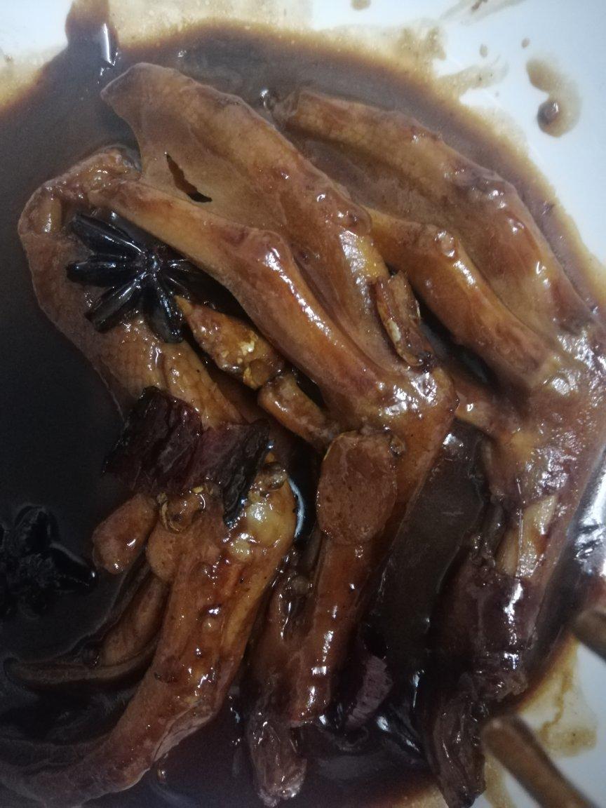 红烧鸭掌