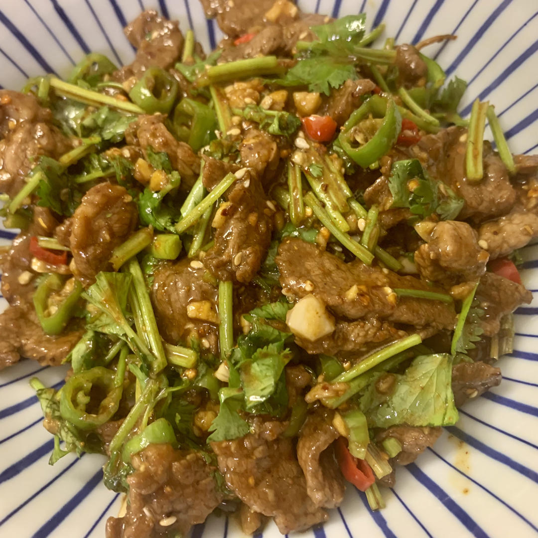 香嫩爽滑‼️香菜拌牛肉🔥这味道简直绝了