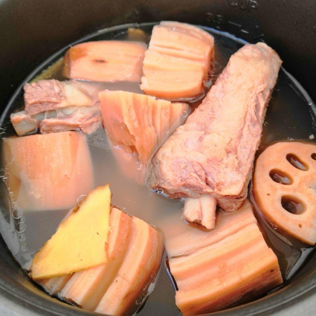 排骨莲藕汤