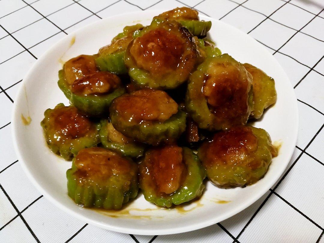 厨师长教你：“苦瓜酿肉”的家常做法，口感和味道很棒，先收藏了