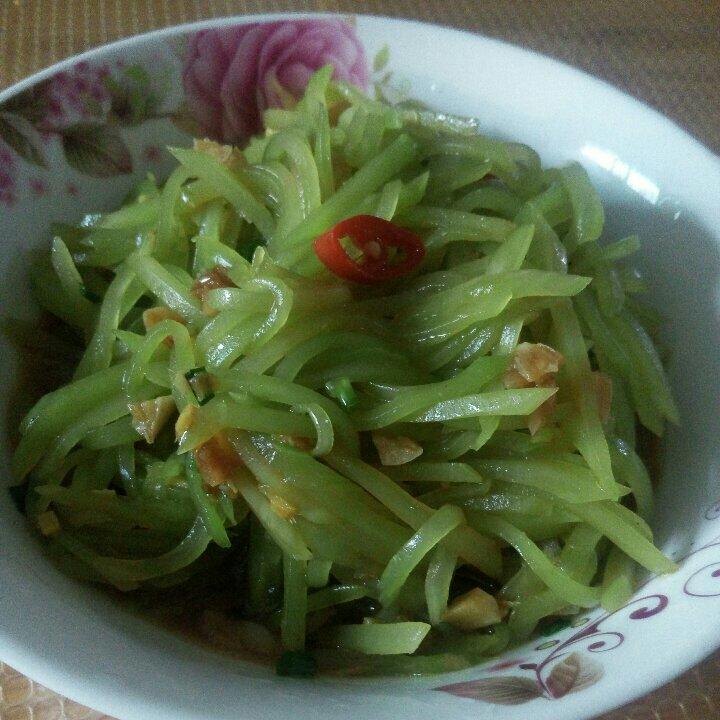 凉拌莴笋丝