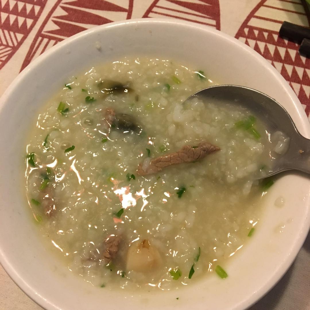 十五分钟快手之香滑皮蛋瘦肉粥(附五分钟电饭煲电压力锅更快捷方法)