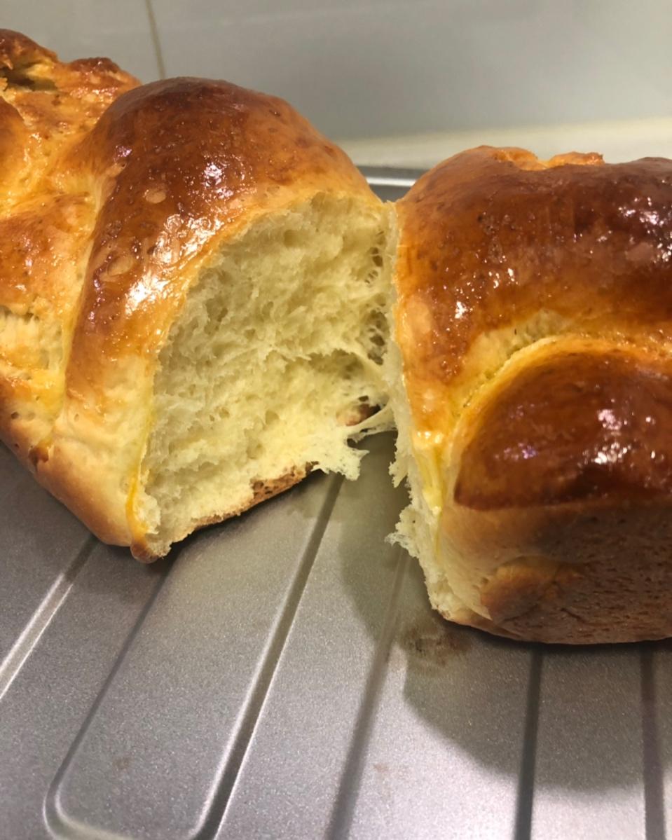 可以拉丝的超级软奶香吐司面包