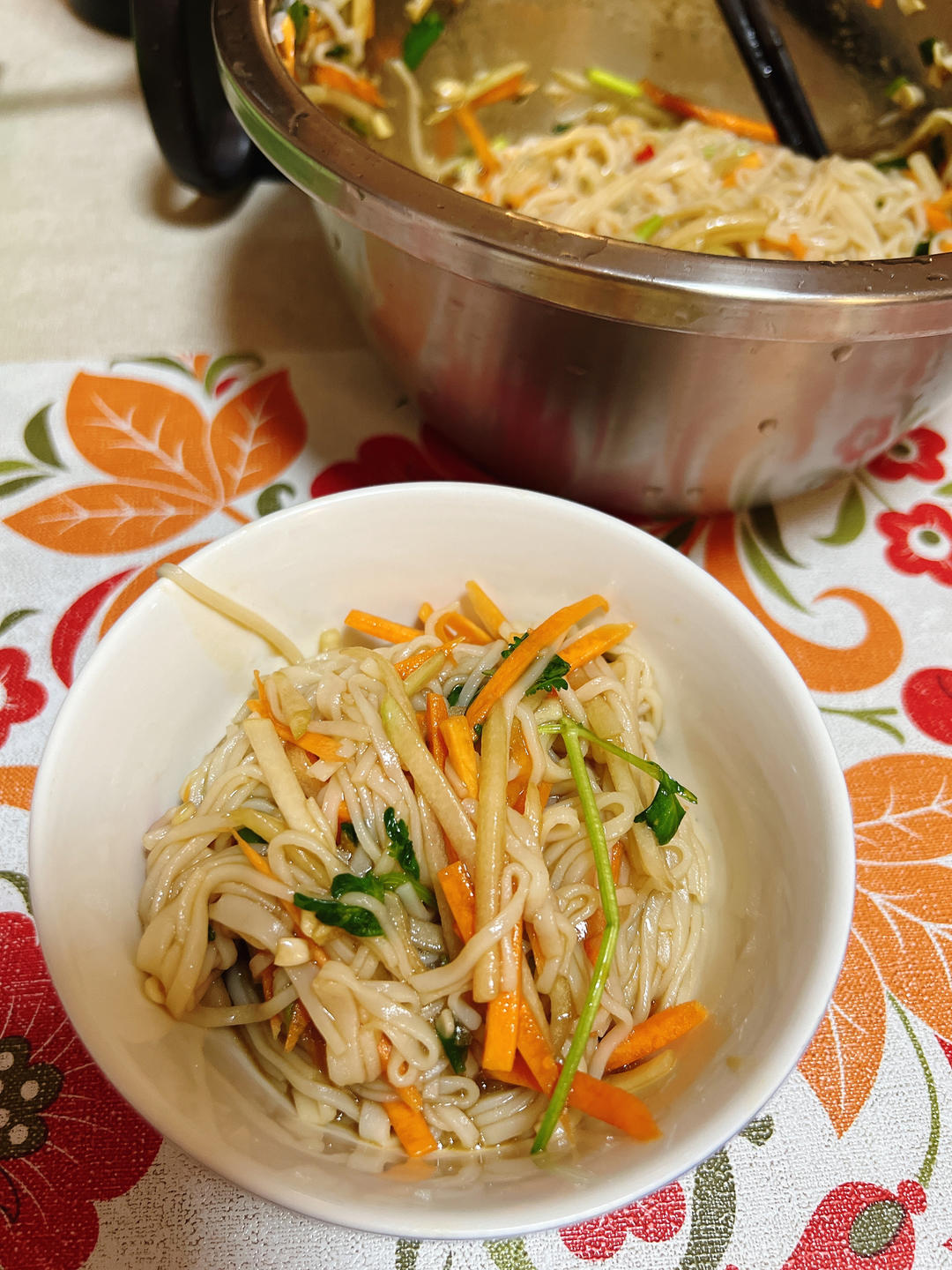 简易版凉拌粉丝