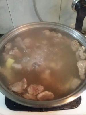 咖喱牛肉粉丝汤的做法 步骤1