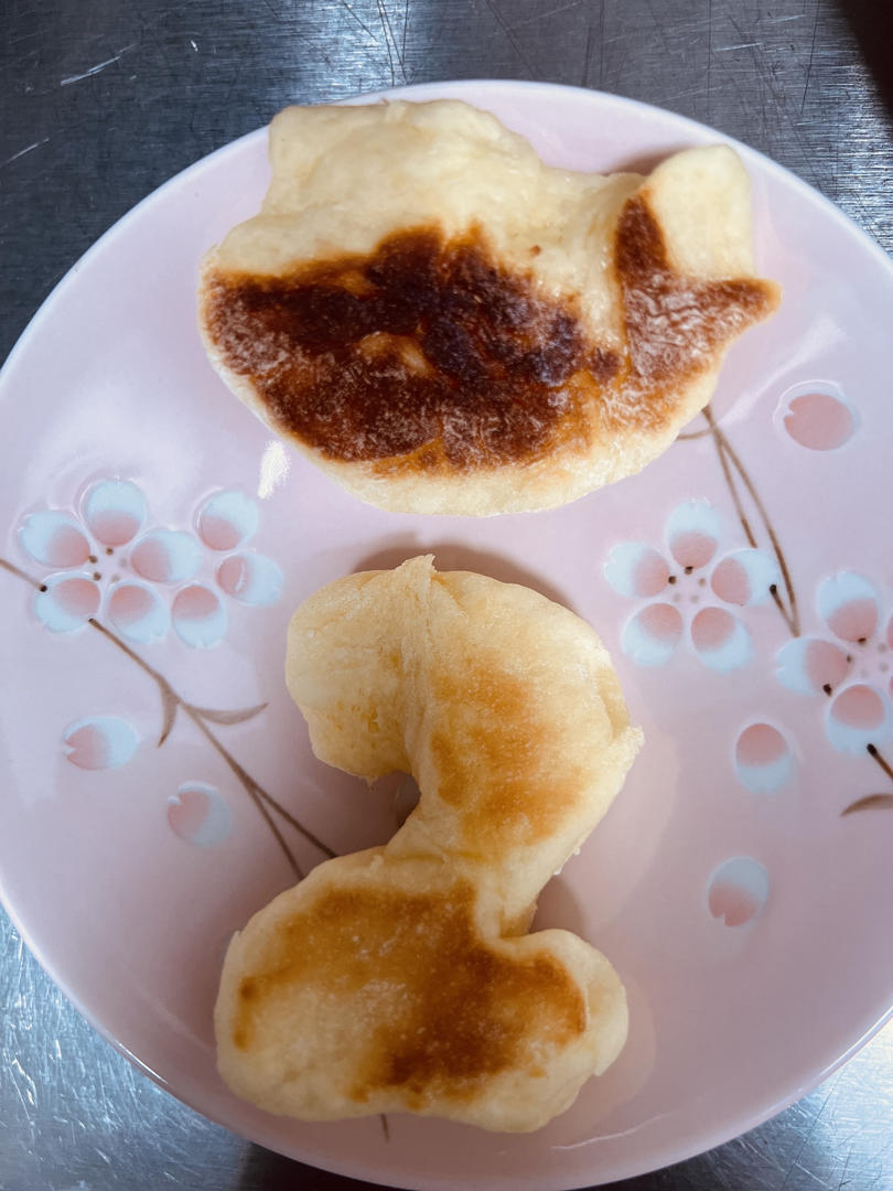 平底锅烙出来的·养胃山药饼·小面包