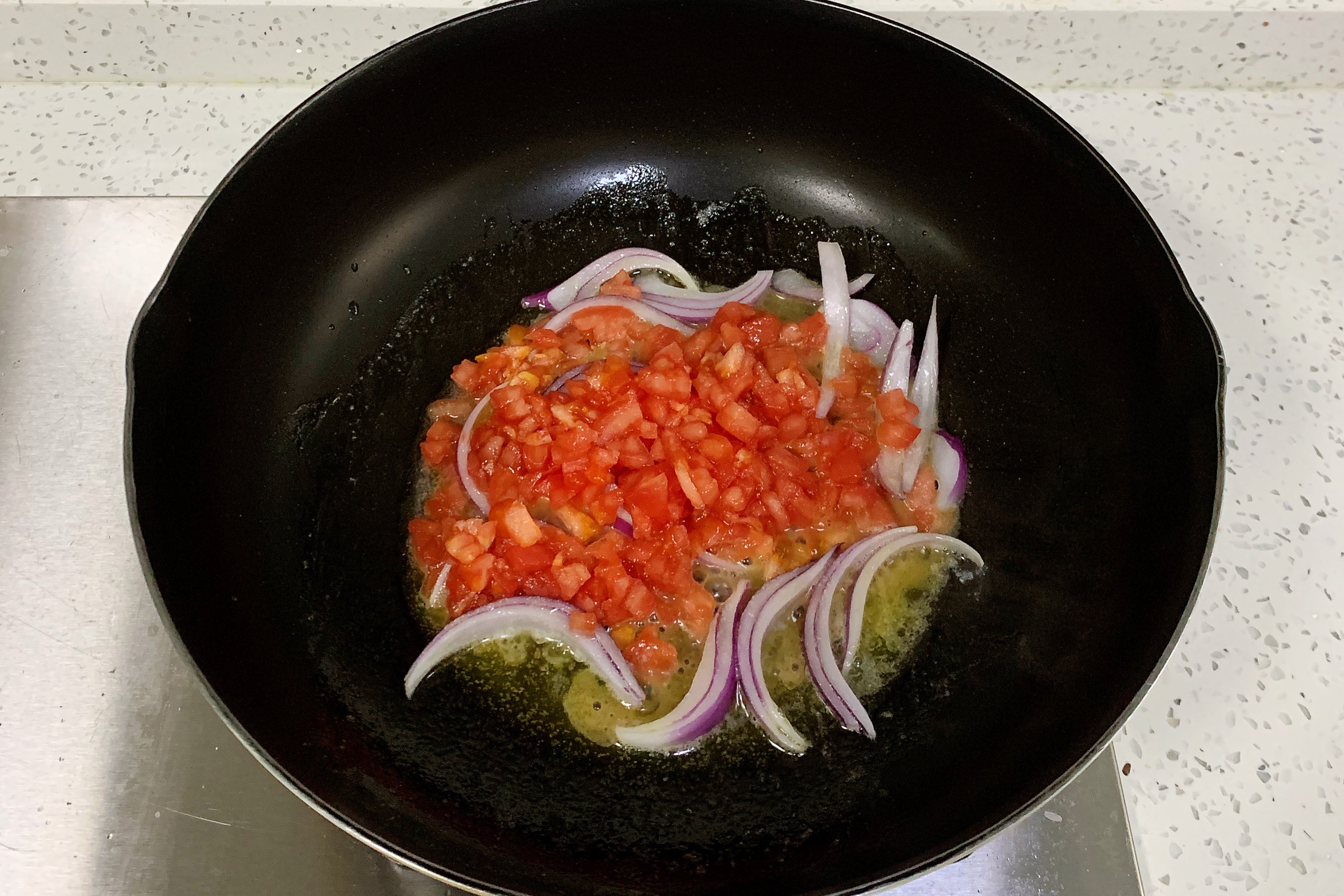 低脂低卡，好吃到舔盘的番茄虾仁意面的做法 步骤8