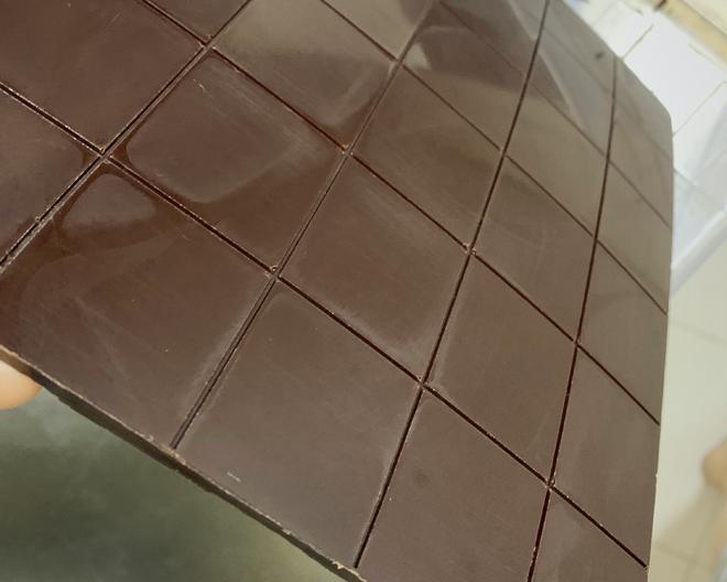 懒人生酮：纯可可脂黑巧克力（轻型脂肪炸弹）苦感四星的做法