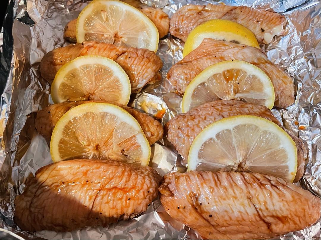 好吃到舔手指的🍋柠檬蒜香烤鸡翅-「家庭版」