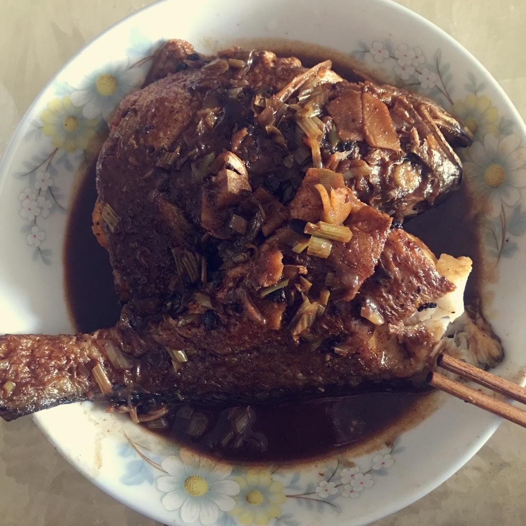 红烧黄鱼—鱼皮不破的小窍门