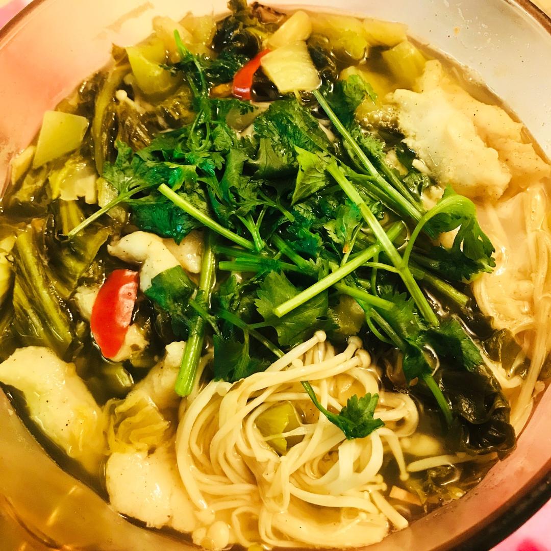 酸菜巴沙鱼