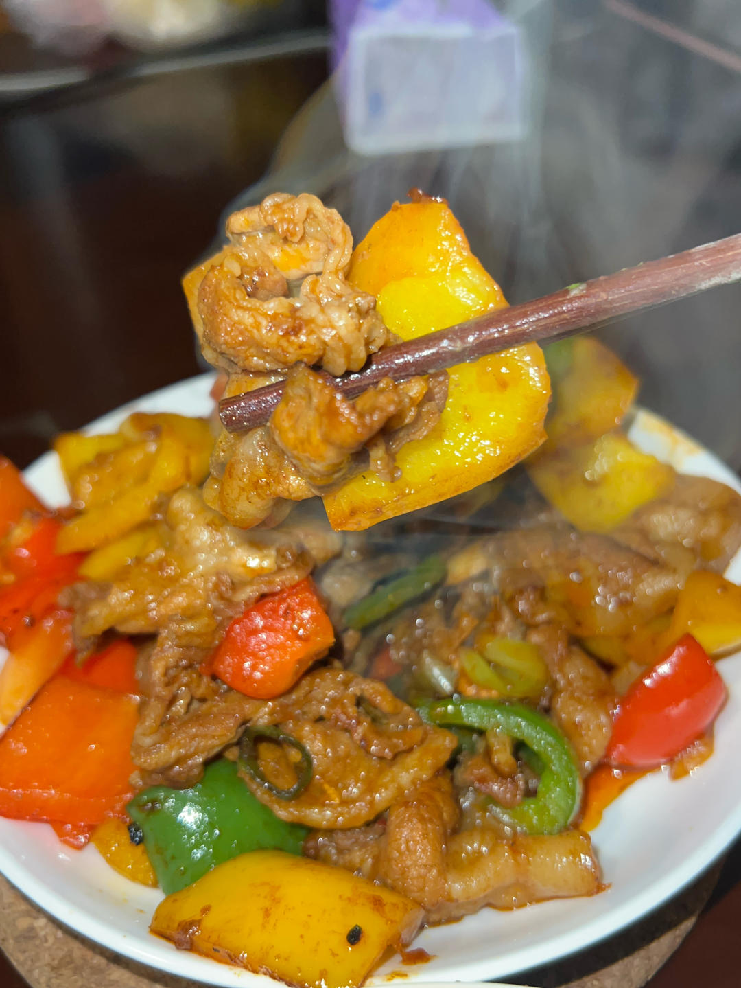 彩椒炒猪颈肉/炒五花肉