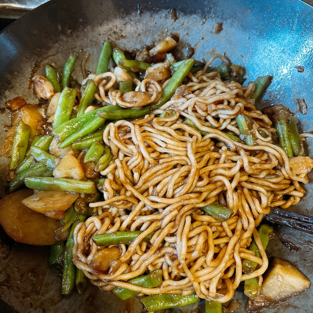 土豆豆角焖面