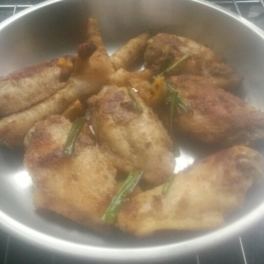 香煎盐焗鸡翅