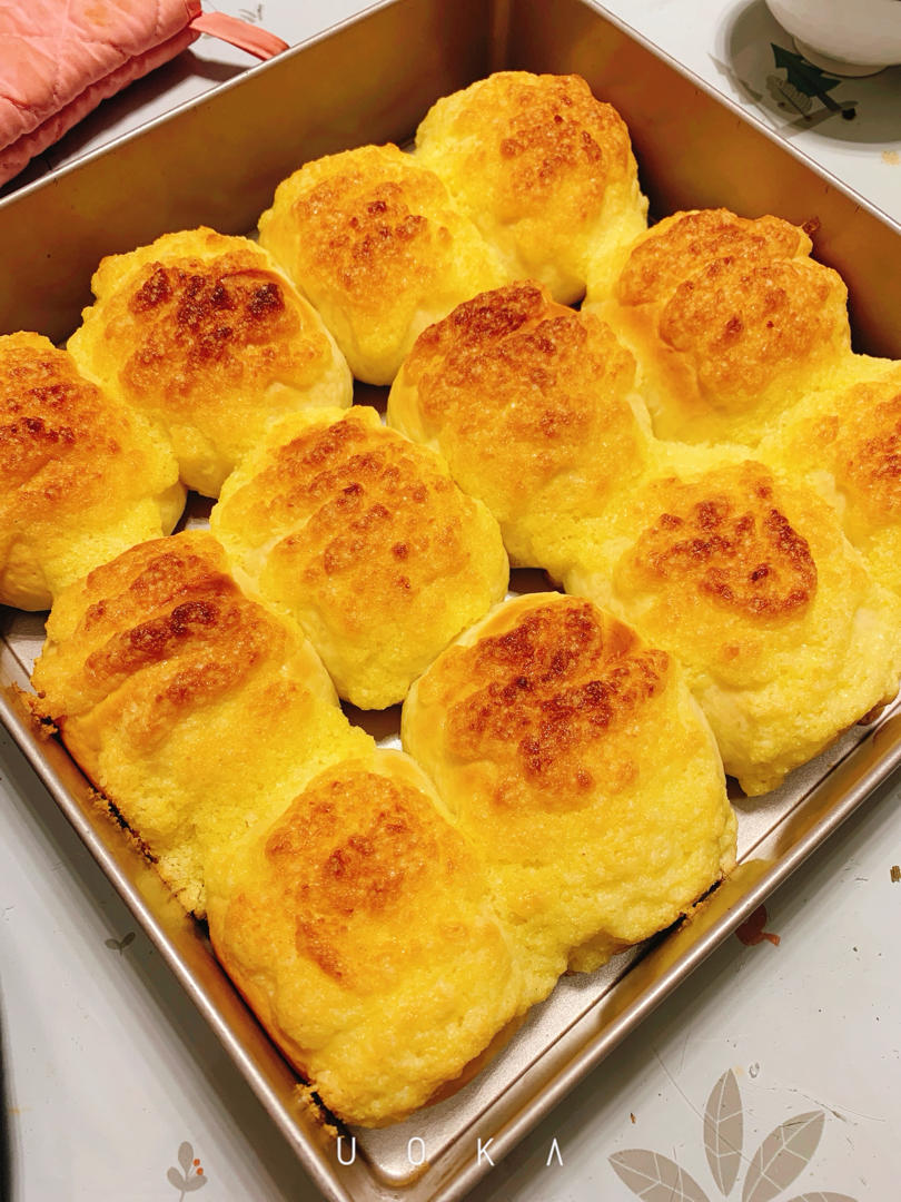 一次发酵同样松软的椰蓉小面包