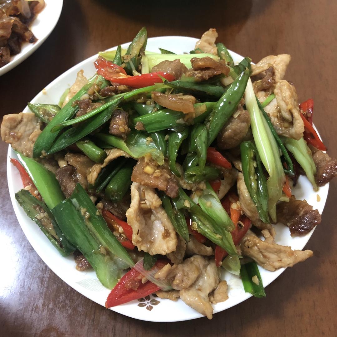 厨师长教你：“小炒肉”的家常做法，家常味很浓郁，先收藏起来
