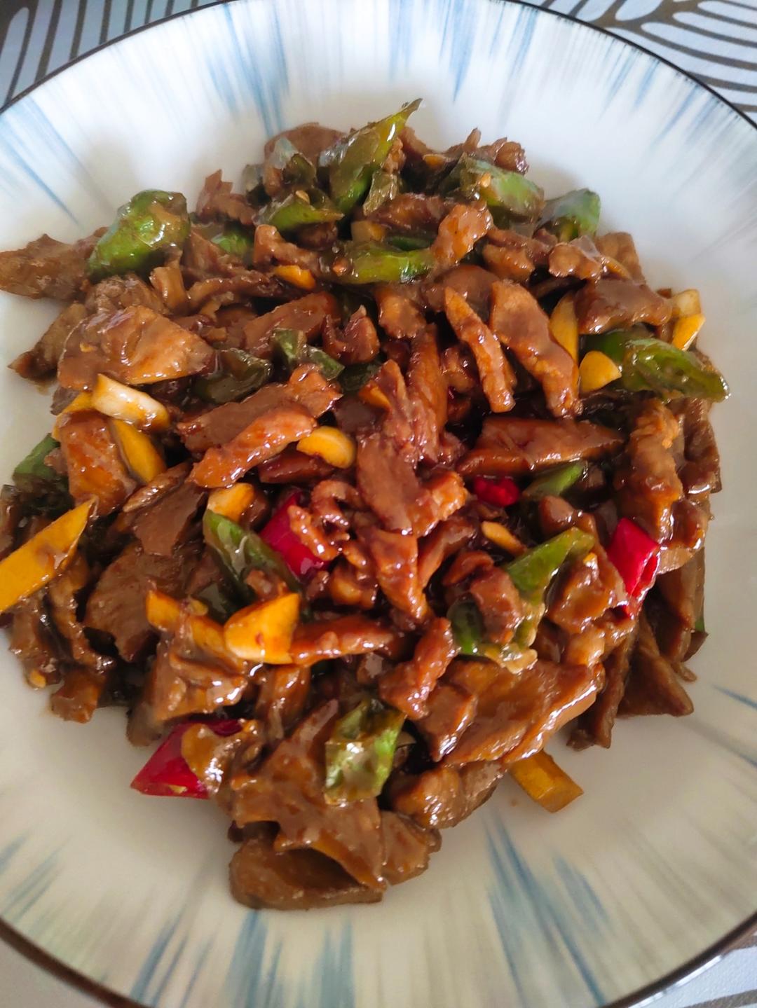 青椒炒牛肉