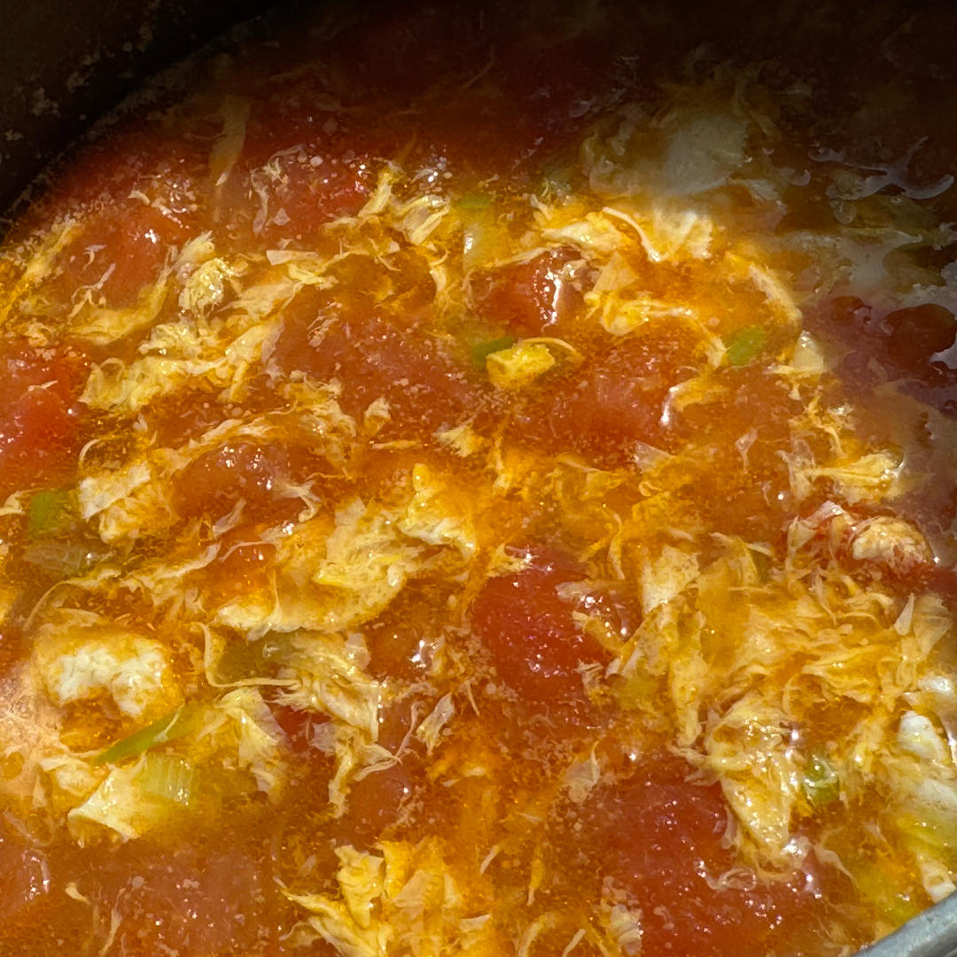 【跟我做不会错】简单又好喝的西红柿鸡蛋汤，家常又营养哦