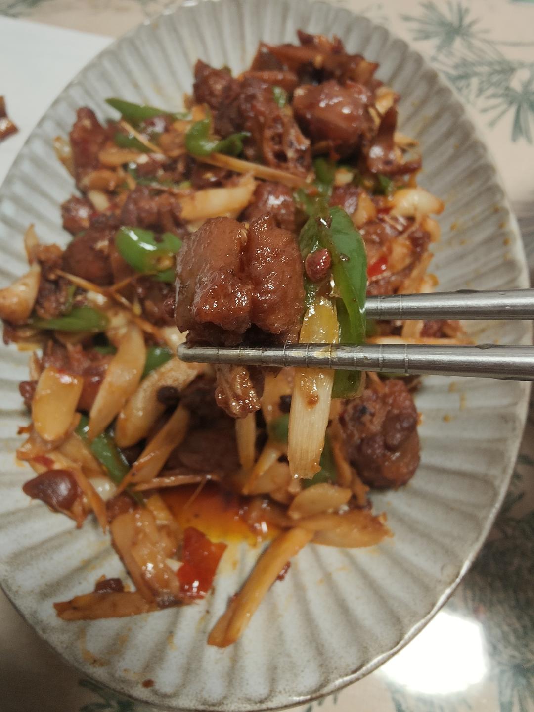 姜爆鸭子（子姜炒鸭子）