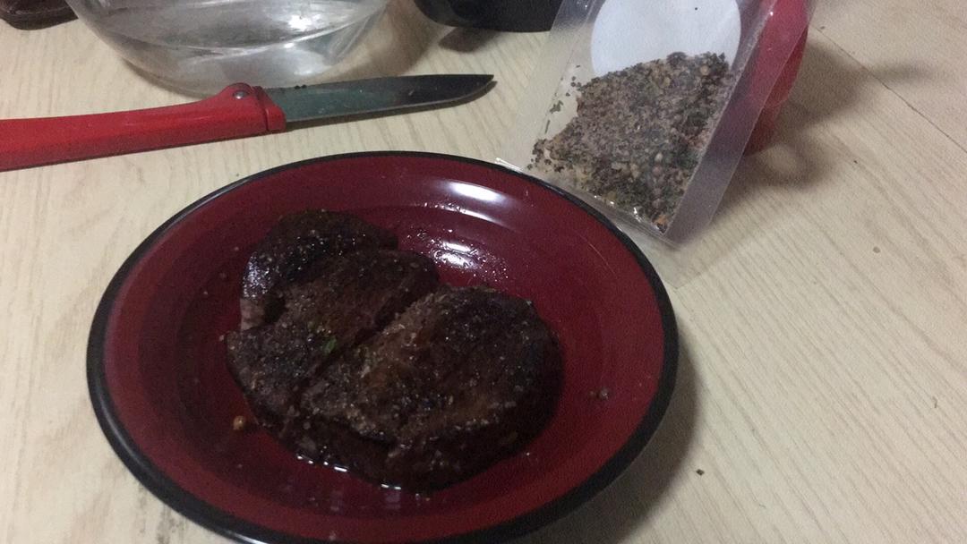 完美牛排-米其林大厨的煎牛排方法