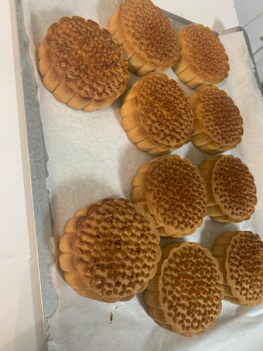 广式月饼－－蛋黄豆沙月饼