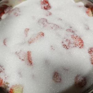酸酸甜甜草莓酱的做法 步骤4