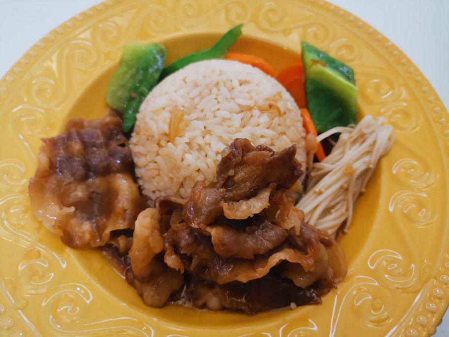 肥牛饭