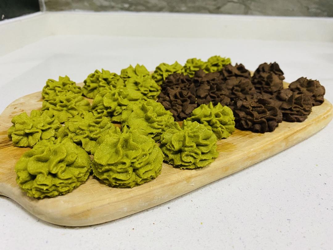 一抿即化酥到掉渣的珍妮曲奇云顶小花/烘焙视频饼干篇1