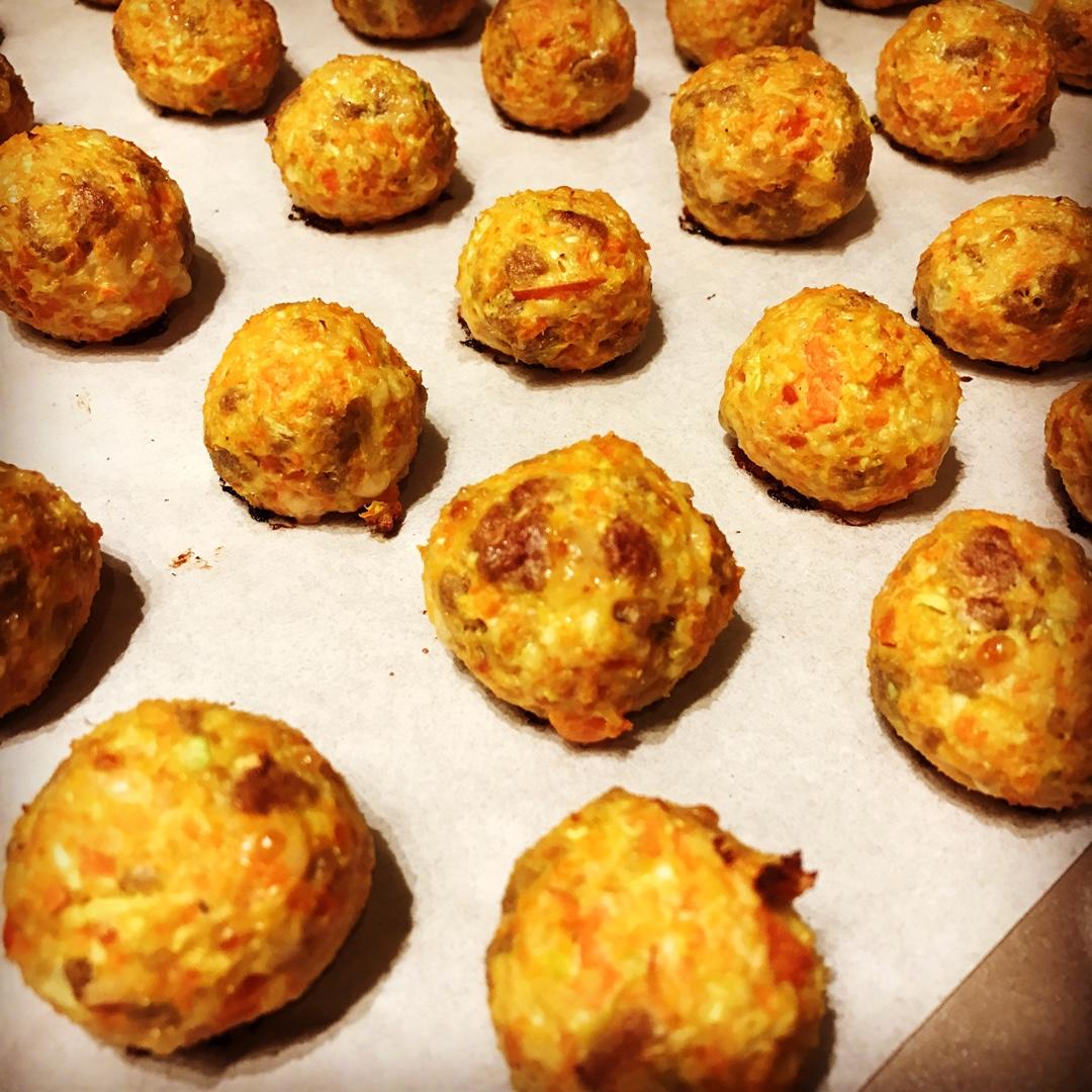 ☆鸡肉芝士饼☆快手小零食……任何狗狗都无法抗拒滴美味