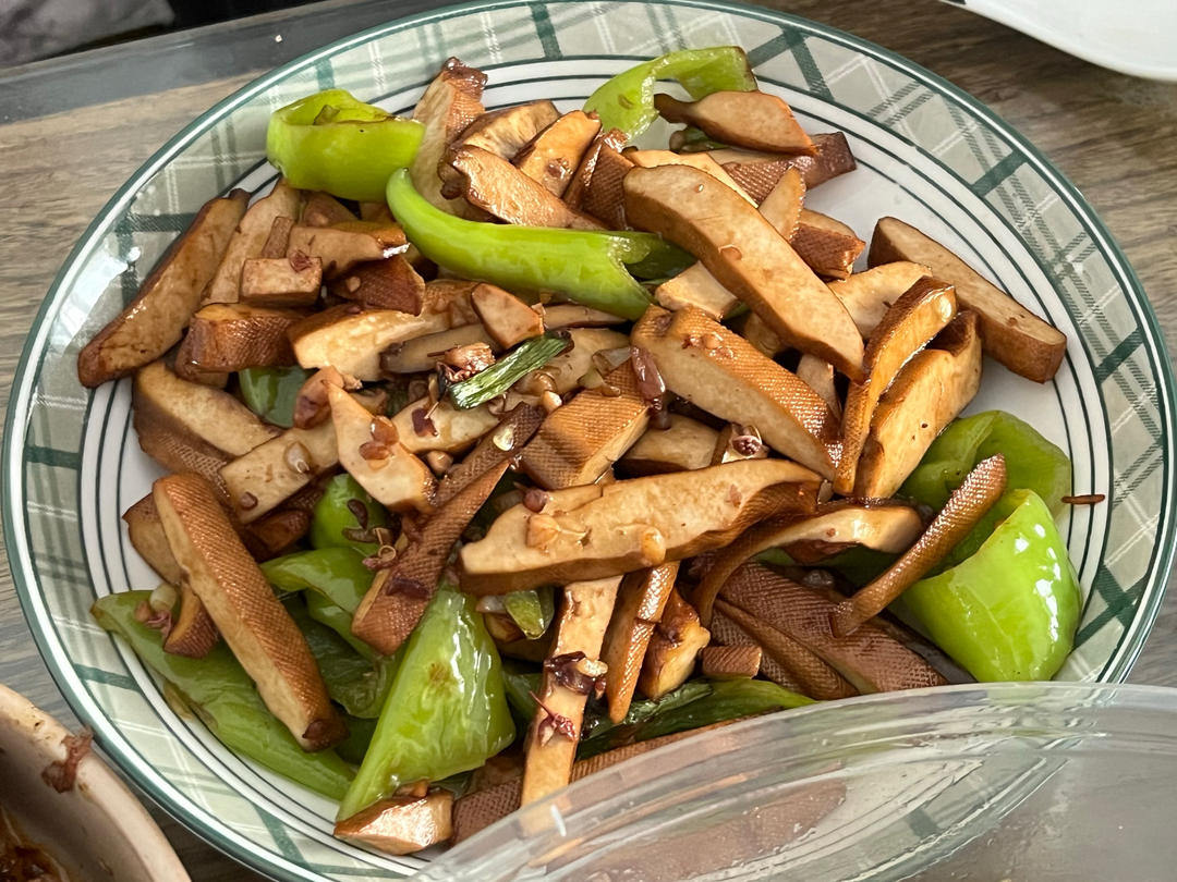 青椒炒豆干