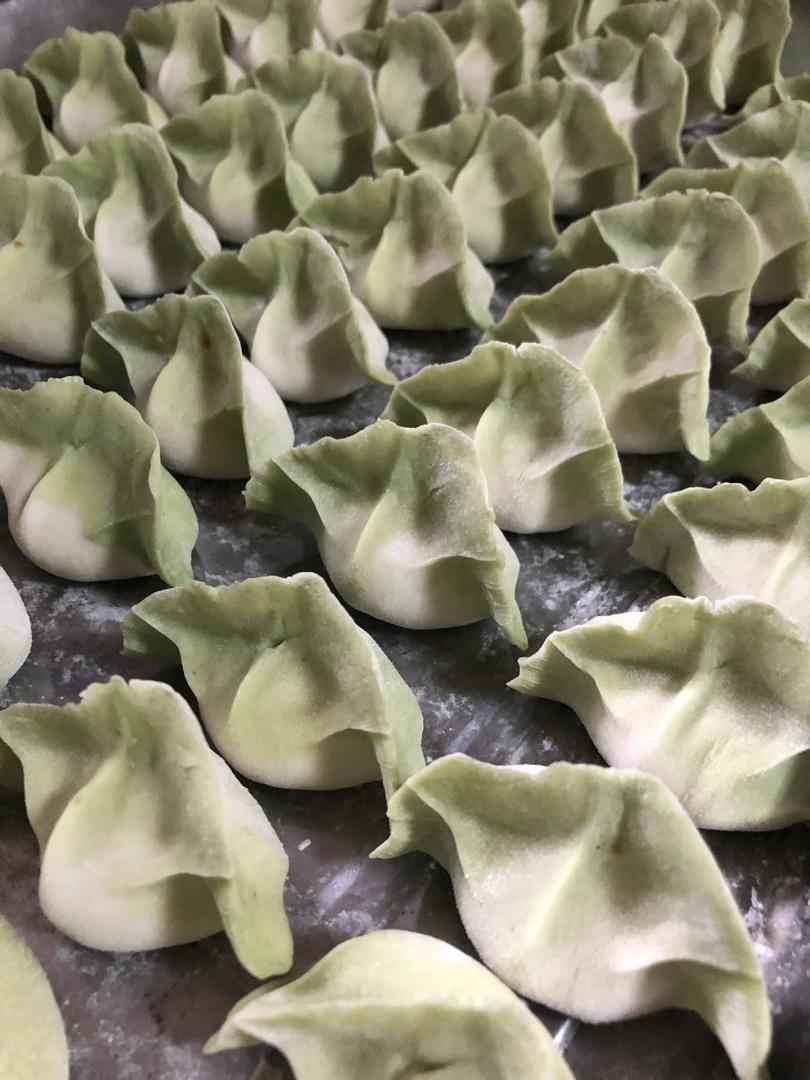 翡翠白玉白菜饺子详细版（附翡翠白玉白菜饺子包法，翡翠白玉饺子皮两种制法，面包机和面，翡翠白玉烧卖，各种馅料搭配）