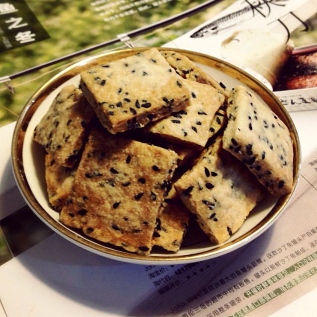 无蛋无奶芝麻饼干