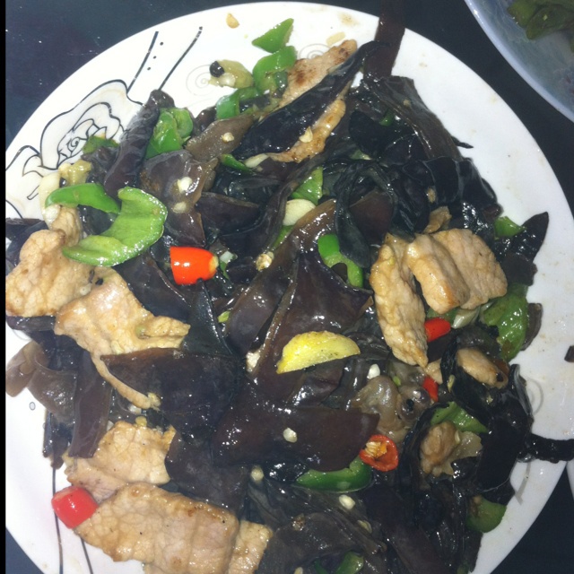 木耳炒肉
